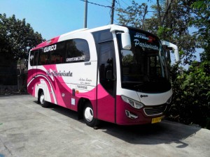 Bus pariwisata jogja 31