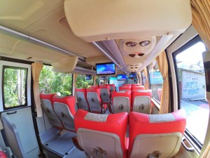 Bus pariwisata jogja 34