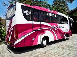 Bus pariwisata jogja 38