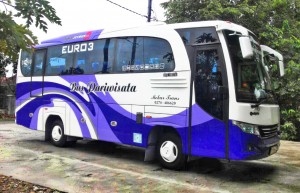 Bus pariwisata jogja 9